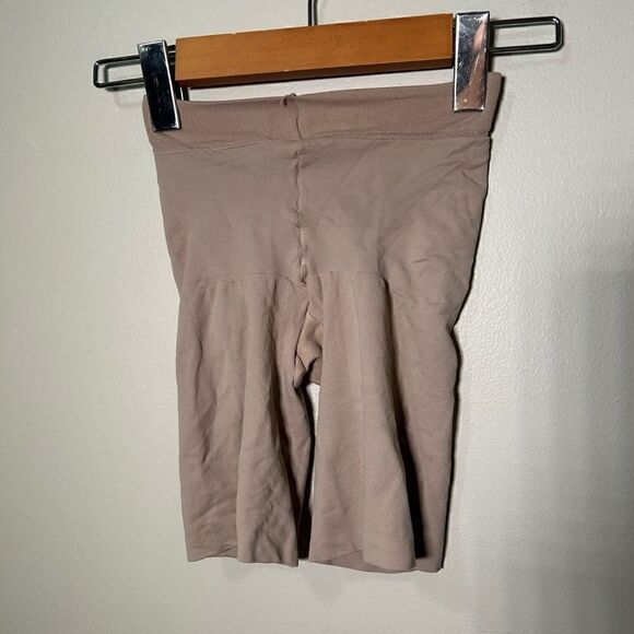 NWOT Spanx Power Panties - M - Picture 4 of 8